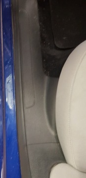 фото thumb №1, Vw passat b6 планка порогова внутрішня права ліва 3c0853369 3c0853370