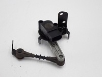 фото thumb №1, Датчик выравнивание света ксенон range rover velar 19r