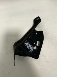 фото thumb №1, Golf 8 кронштейн крыла 5h0