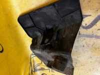 фото thumb №4, Брызговик левый задняя dacia sandero iii 2023r