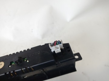 фото thumb №6, Дисплей часы mitsubishi carisma mr114346