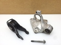 фото thumb №1, Citroen ds5 2.0 hdi гибрид опора полуось кронштейн коробки передач