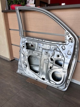 фото thumb №6, Toyota hilux viii дверь левая передние перед 2d