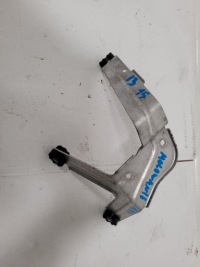 фото thumb №1, Кронштейн насоса abs bmw i3 6850470