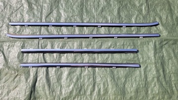 фото thumb №1, Sportage iv 16-21 планка накладка дверь правый зад задняя хром уплотнитель стекла