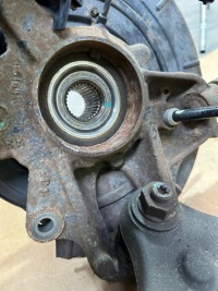 Поворотный кулак правый задний , правая задняя, рычаг, ступица mercedes ml w164 6.3 amg с Разборки, фото thumb