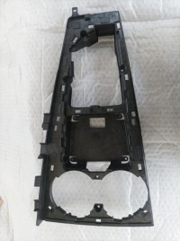 фото thumb №1, Audi a4 b9 рамка тунель середнього 8w1864261e