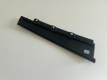 фото thumb №12, Audi a4 rs4 b9 2018- планка маскувальна накладка стійка b двері правий зад 8w0 оригінальний номер