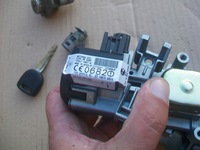 фото thumb №7, Замок зажигания вкладыши ключ mazda 2 dy