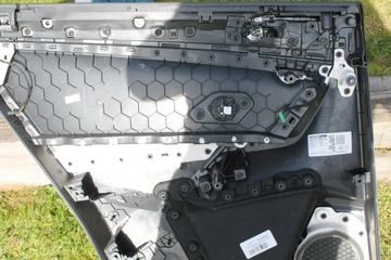 фото thumb №10, Боковина двері оббивка правий зад vw tiguan ii r line шкіра