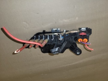 фото thumb №3, Mercedes c-klasa w205 распределитель тока предохранителей