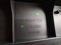 Toyota yaris 12-14 решётка средняя бампера 531120d250 Доставка, фото thumb