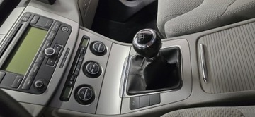 фото thumb №1, Подлокотник комплектный vw passat b6 3c 2004-2010
