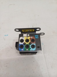 фото thumb №1, Розподільник підвіска maserati levante 670039247