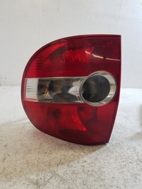 фото thumb №1, Лампа права задня volkswagen fox