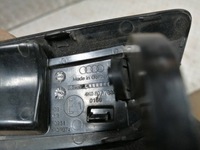 фото thumb №3, Заглушка склоомивача права audi a6 c8 4k0807788b