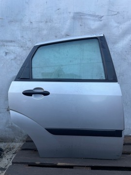 фото thumb №1, Ford focus mk1 hb 08 двері праві правий зад