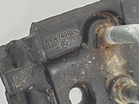 фото thumb №3, Засувка замка кришки задня mercedes ml w164