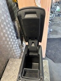 фото thumb №8, Туннель средний peugeot 208 ii подлокотник кожа