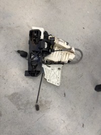 Купить Замок доводчик дверь левый перед mercedes s w221 cl w216 2217207535, фото thumb