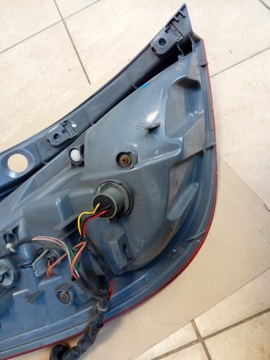 фото thumb №11, Лампа hyundai i30 i hb зад правые 92402-2l010 оригинал.