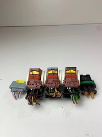 фото thumb №5, Разъёмы штекер колодка коробка предохранителей bsm r07 peugeot 1007 207