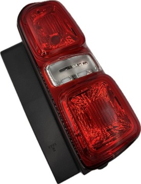 фото thumb №1, Лампа зад proace jumpy iii traveller expert iii vivaro c 16- права нова