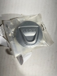 фото thumb №1, Кришка заглушка лампи перед dacia duster i ii 10-23