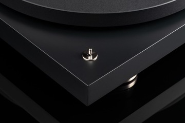 Аналоговый проигрыватель Pro-Ject Debut PRO, черный