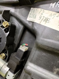 фото thumb №3, Mazda 6 підйомник скло правий задня