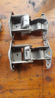 фото thumb №2, Петлі двері tehnk renault trafic iii 904006707r