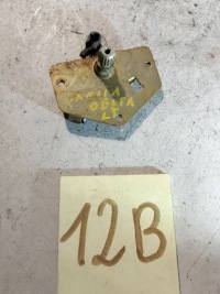 фото thumb №1, Lancia delta 82429158 механизм ручка внутренней