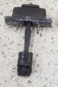 фото thumb №1, Ограничитель дверь задняя mercedes w163 lift