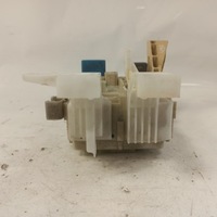 фото thumb №9, Toyota yaris ii коробка предохранителей 82730-52700