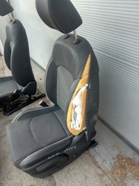 фото thumb №9, Kia xceed сиденья заднее сиденье подогрев