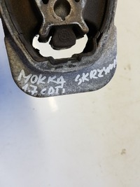 фото thumb №5, Opel mokka кронштейн подушка двигателя 95248684