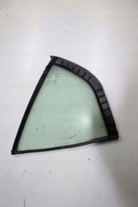 Купити Toyota prius i 01 sedan скло задній лівий, фото thumb