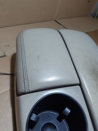 фото thumb №7, Audi q7 4l подлокотник перед кожа кружки 4l0971178