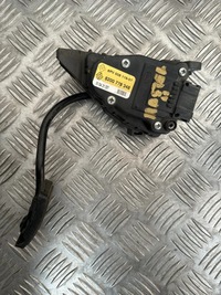 фото thumb №1, Потенціометр газу renault master 8200778348