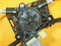 фото thumb №8, Audi q2 81a 32km направляющая стёкла перед правая 81a837462 / 5q0959801c