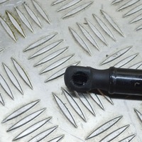 фото thumb №6, Hyundai kona i 2018 правая сторона амортизатор крышки задний багажника