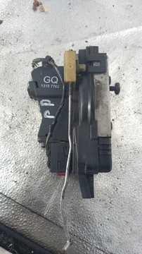 фото thumb №1, Замок правые перед opel vectra c 05 1.9cdti sedan