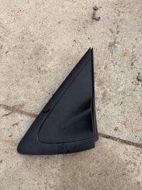 Купить Mazda 2 de заглушка крыла треугольник левая d65169165, фото thumb