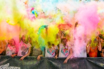 Порошок Holi Colors Фестиваль цветов КРАСНЫЙ, безопасен для УФ-излучения, можно стирать