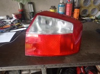 фото thumb №1, Audi a4 b6 sedan - лампа правый задняя