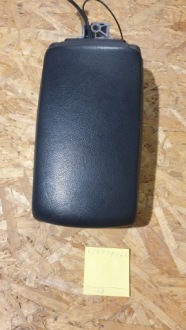 фото thumb №1, Підлокітник czarna шкіра audi a6 c6 телефон