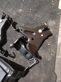 фото thumb №6, Ford fiesta mk8 5d сиденья, заднее сиденье задняя, крепления