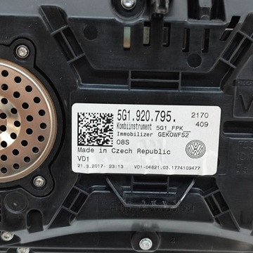 фото thumb №8, Volkswagen golf vii 2017 спидометр / спидометр