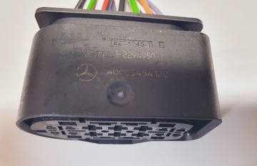фото thumb №7, Mercedes штекер разъём лампы a0005454120 cla w118 w177 a-klasa оригинал