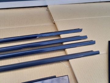 фото thumb №9, Планки декори зовнішні двері тінь line блиск bmw e90 м-пакет комплект